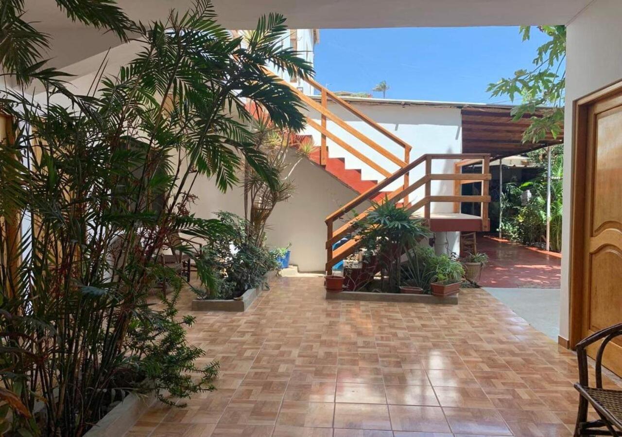 Hospedaje Costa Norte Máncora Kültér fotó